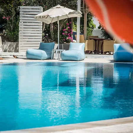 Anika Aparthotel 3*